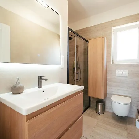 Apartment Danica *